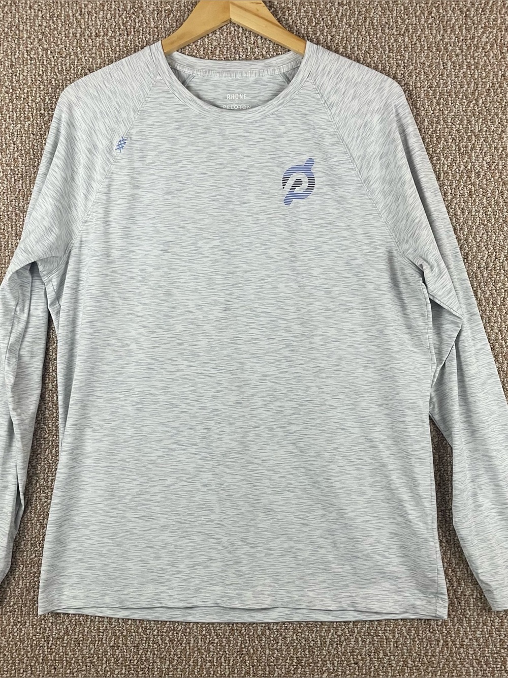 Rhone x Peloton T-Shirt Men's Medium Long Sleeve Athletic Stretch Gray Tee 382